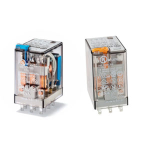 5533, 3 μεταγωγικές επαφές 10Α