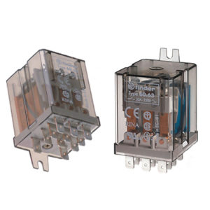 6063, 3 μεταγωγικές επαφές Faston 10Α
